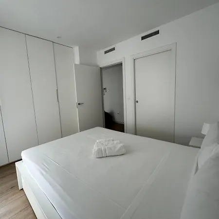 Escolano Mas 11 Noches فالنسيا